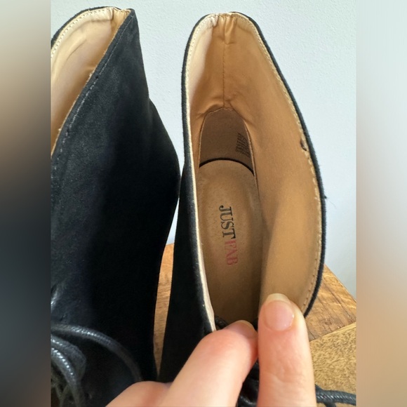Black Suede Lace-up Heeled Booties. Veryn JustFab. Size 7 - Picture 5 of 14